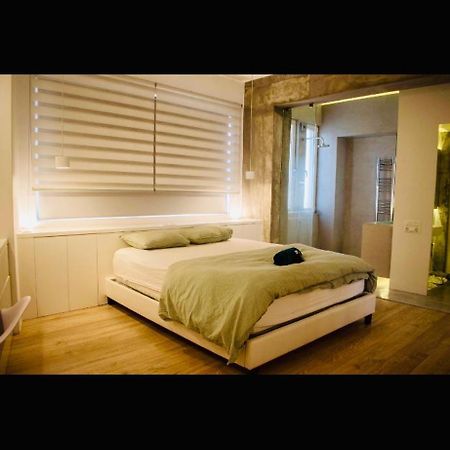 Down Town House Apartment เอเธนส์ ภายนอก รูปภาพ